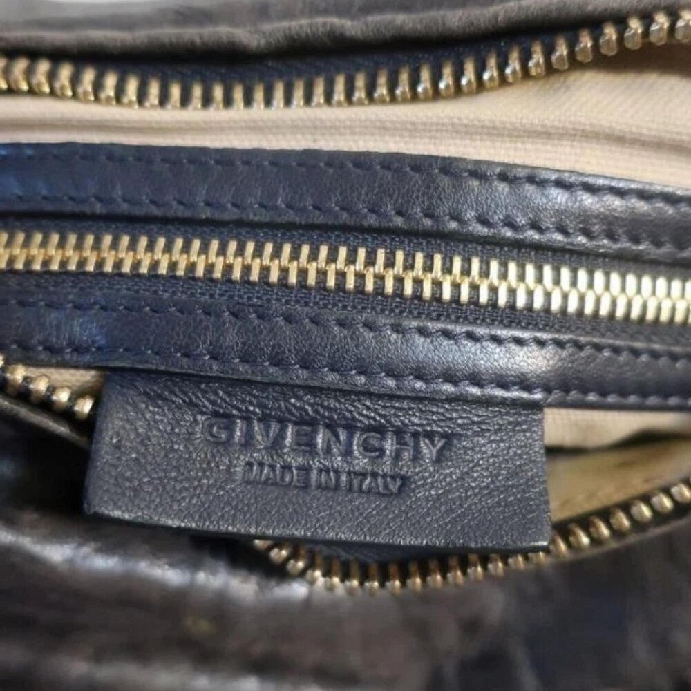 Authenticate Givenchy Pepe Black Wrinkled Sheepskin Leather Crossbody Handbag - Picture 11 of 16